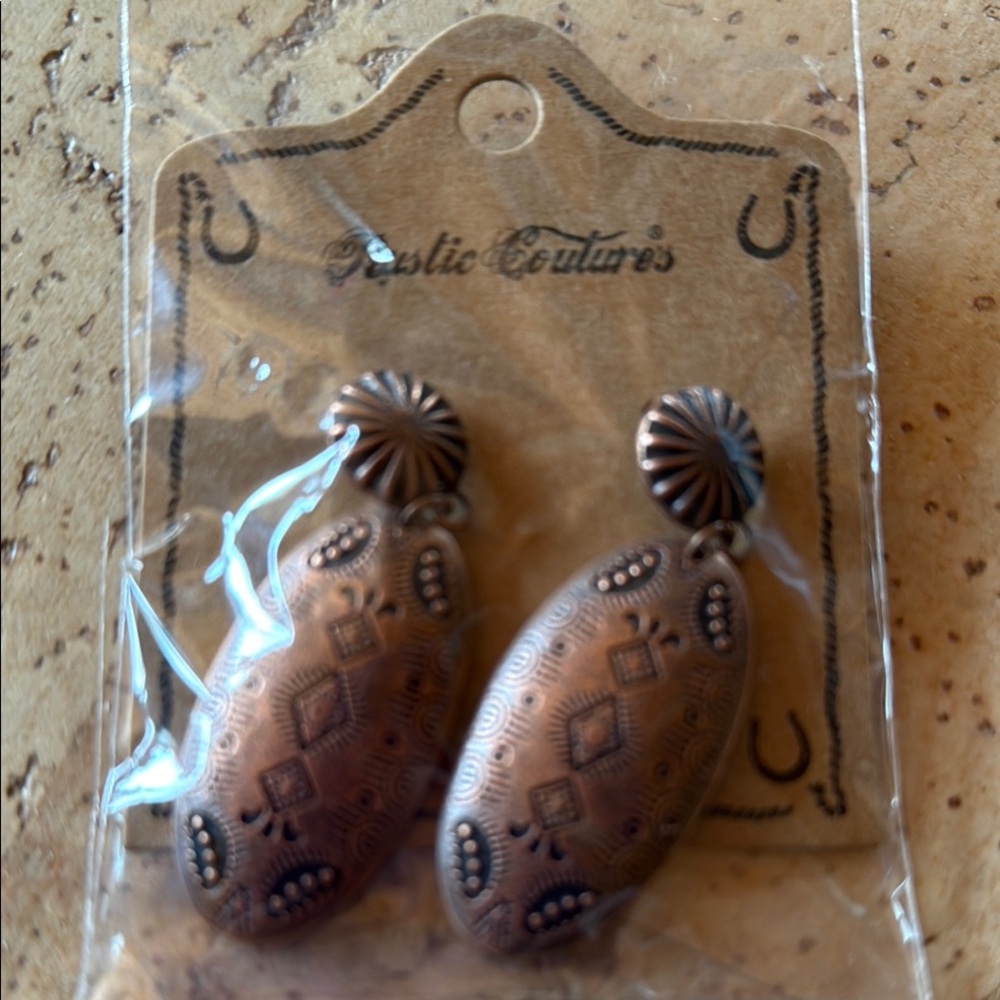 Rustic Coutures Dangly Copper Earrings